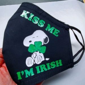 Custom Snoopy St Patrick's day kiss me I'm Irish